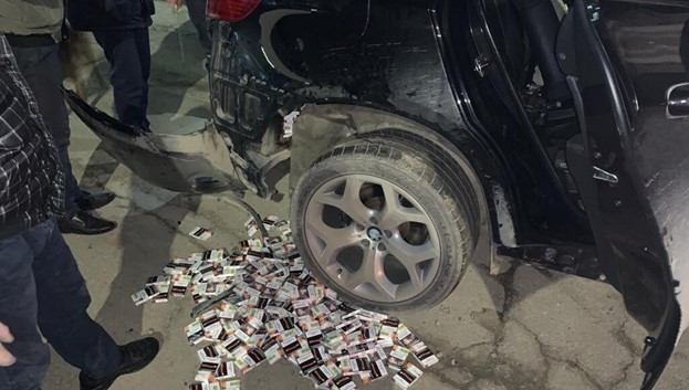 Молдавские пограничники пресекли крупную партию контрабандных сигарет – фото